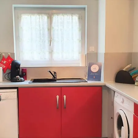 Le New Town - Balcon - Hypercentre - Tram Apartment *