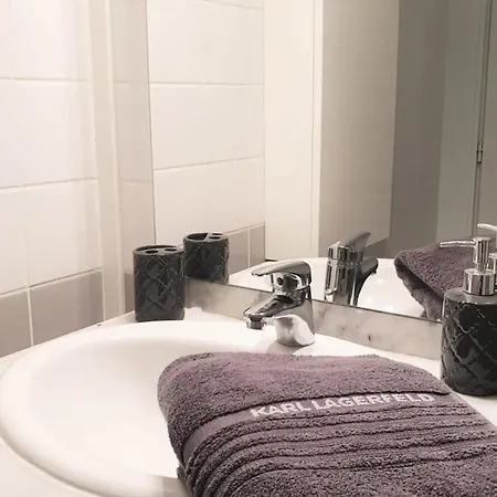 Le New Town - Balcon - Hypercentre - Tram Ruan